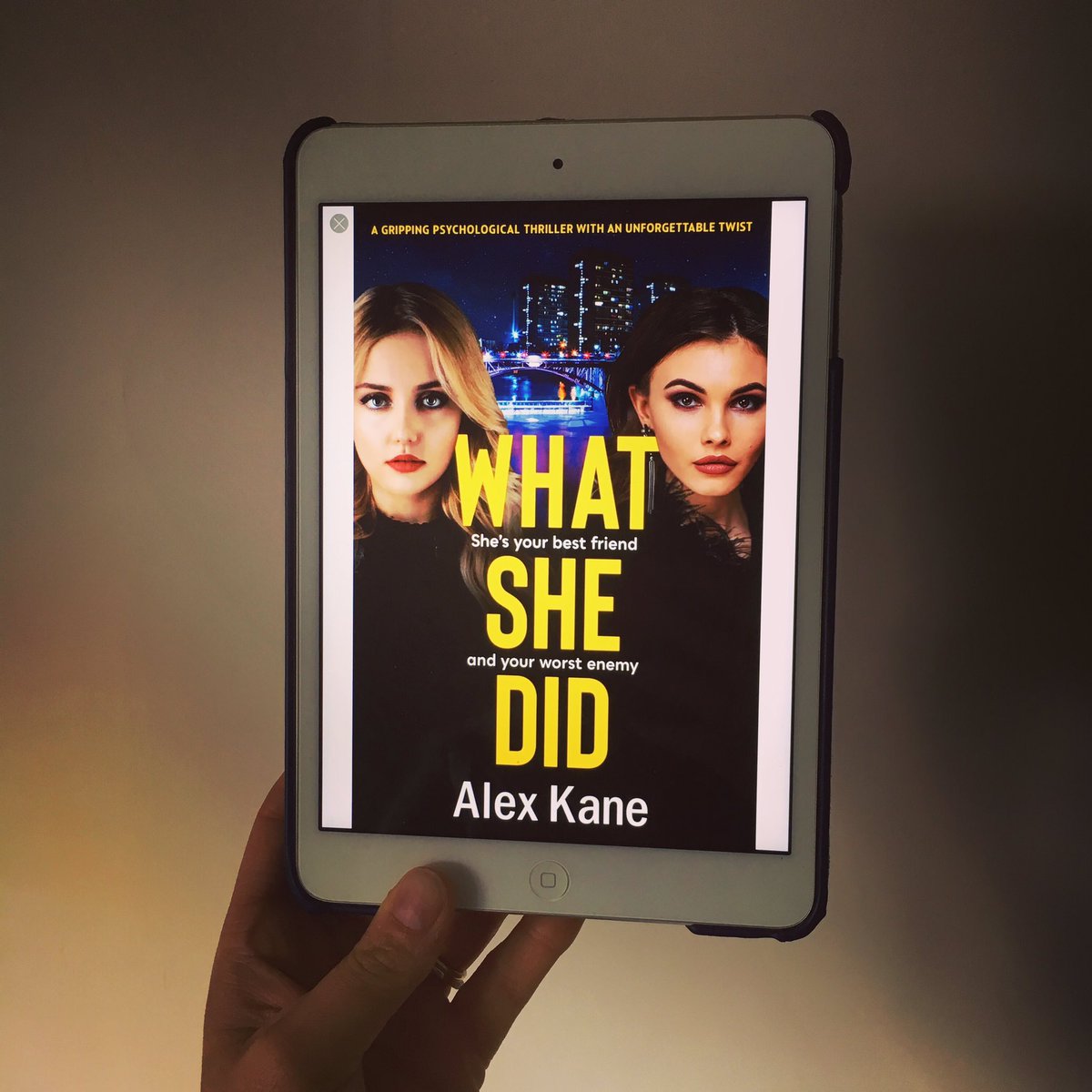 AlexKaneWriter's tweet photo. My second book baby just arrived on my Kindle and I’m in love 😍 Stunning cover, striking colours and title. So happy with the work @hera_books put in to getting this ready. Thank you @KeshiniNaidoo and @Lindseym 

26.6.19

#WhatSheDid #psychologicalthriller #kindle #ebook #kobo https://t.co/wtNBz0JPp5