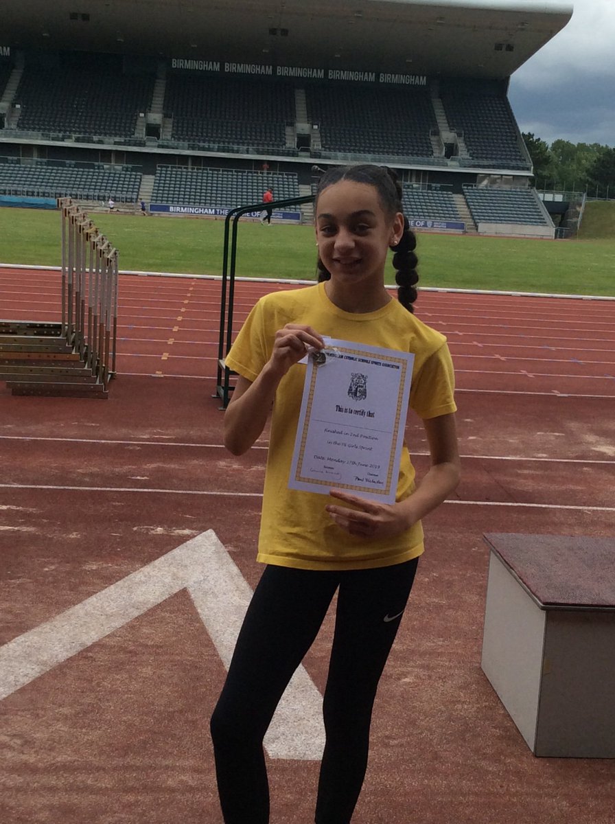 stannespri's tweet photo. Well done to these athletes who either won or came 2nd in their races @alex_stadium. 

🥇 in Y3 Boys 
🥇 in Girls Relay
🥈 in Y6 Girls

Our pupils felt very privileged to participate @alex_stadium. https://t.co/pVUALcovd8