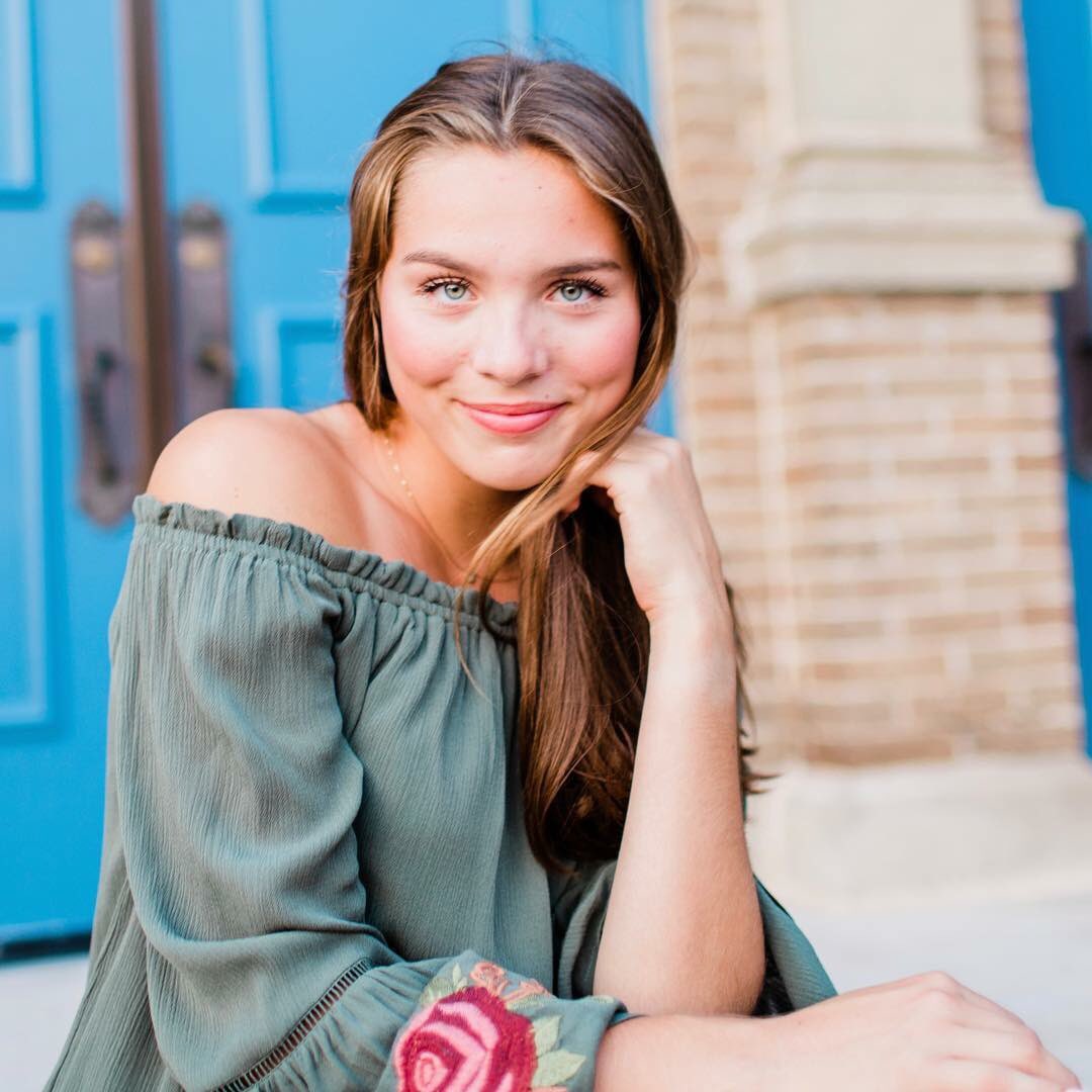 So proud of our outgoing senior Sally Reed for receiving the <a href="/MADTcoaches/">MADTcoaches</a> scholarship! Sally has always represented HRDT and the Minnesota dance community with so much class! Congrats 💙