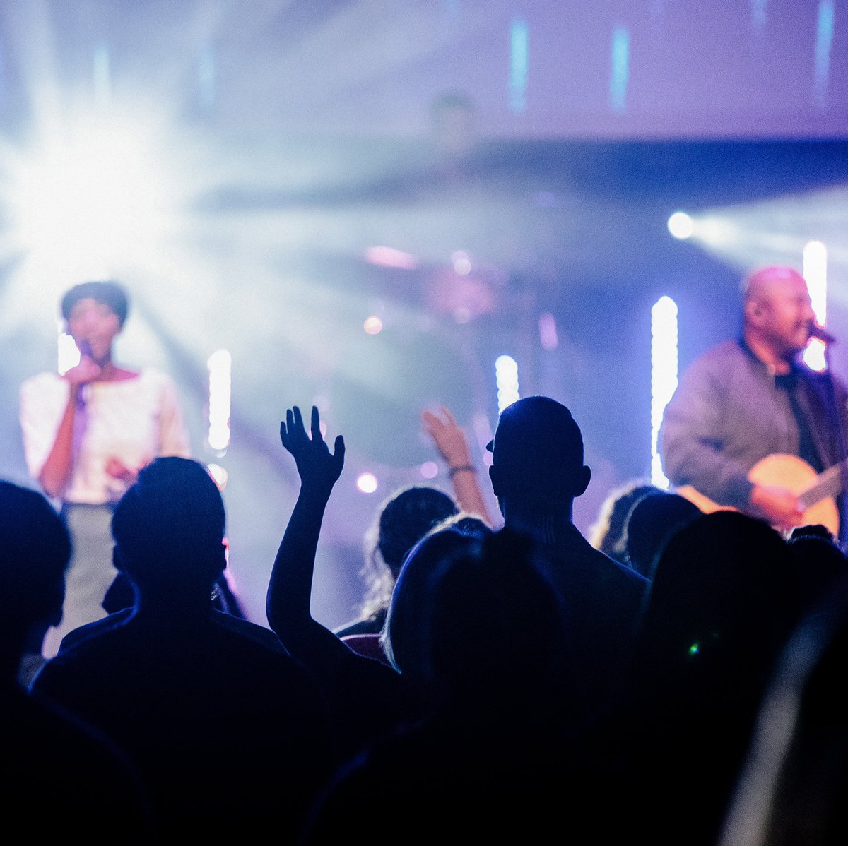 OneChurchMusic's tweet photo. Sunday was one for the books. 🙌 Father’s Day and the launch of @onedotchurch Northwest Columbus!

Here’s our #SundaySetlist
Echo (Elevation Worship)
God of the Promise (Elevation Worship)
Here Again (Elevation Worship)

#UsingMusicToUniteUs https://t.co/Y6D1fdUkvE