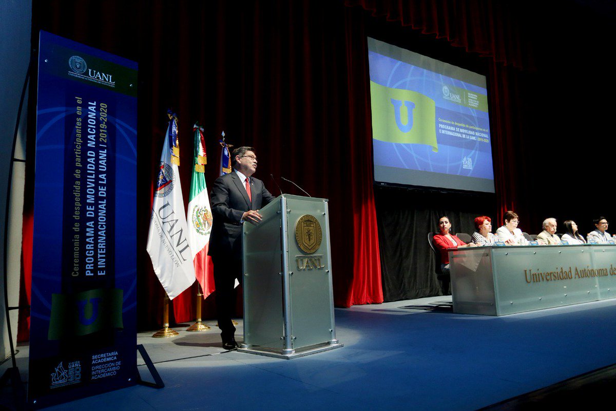 RogelioGzaUANL's tweet photo. En una emotiva ceremonia, despedimos a 278 universitarios que están por iniciar una experiencia académica en instituciones extranjeras de 38 países gracias al Programa de Movilidad Nacional e Internacional de la @uanl.  #SomosUni https://t.co/FcyJpd9wJG