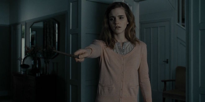 MuggleNet's tweet photo. Wish you could erase someone's memory? Read all about the secrets of the #Obliviate #MemoryCharm here: https://t.co/Dz6qvCblYo https://t.co/b5iHuxEtoN