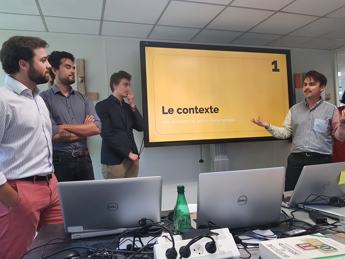 projetisika's tweet image. Aujourd&apos;hui notre promotion #ArchitecteLogiciel a présenté sa soutenance de fin de projet devant le jury ! Bravo à tous 👏