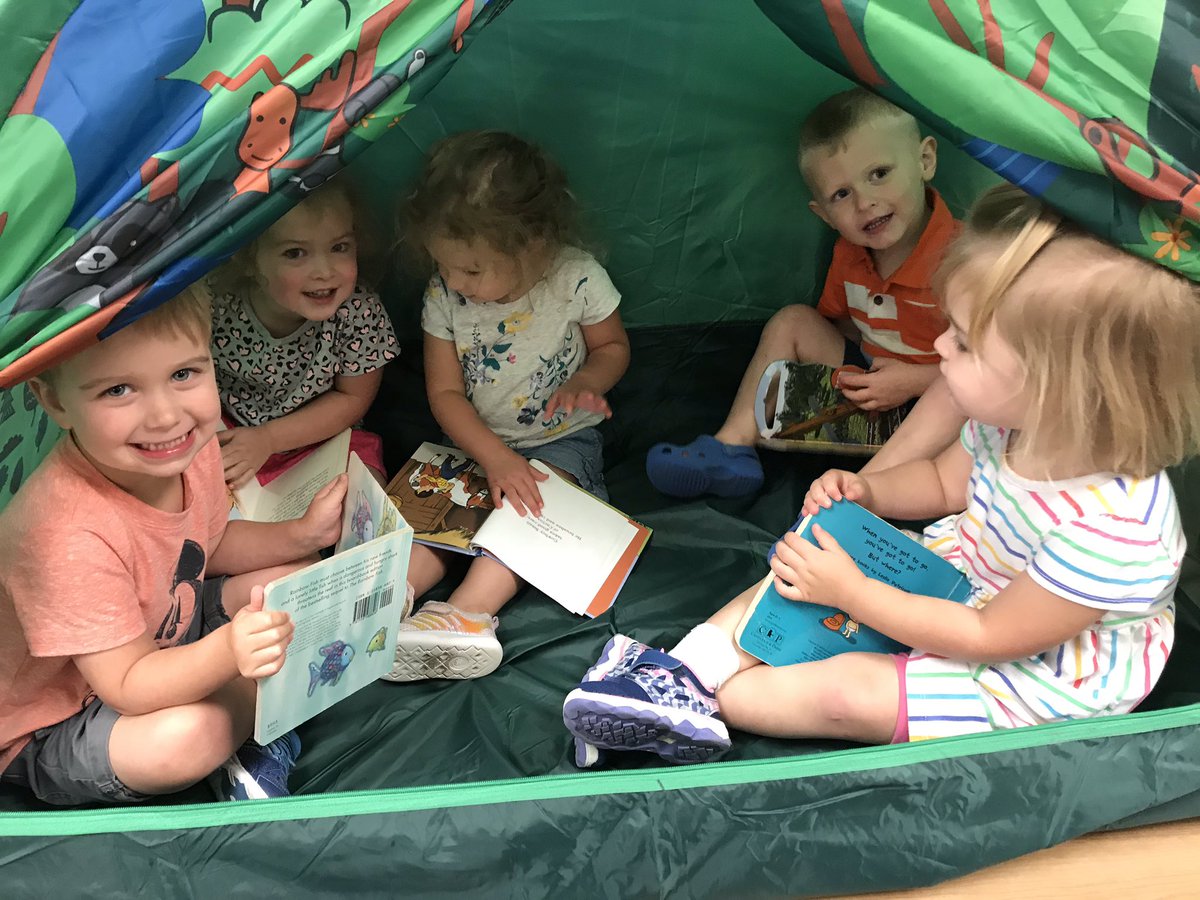 ECDC Bumble Bee tweet media