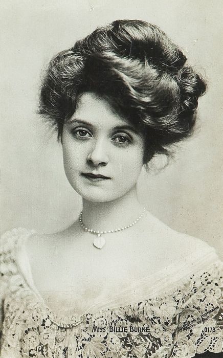 GuttersKall's tweet photo. Mary William Ethelbert Appleton "Billie" Burke (1884-1970).   She toured the United States and Europe... #comedy #snicker #smile #playful https://t.co/t7jqdsr1G7