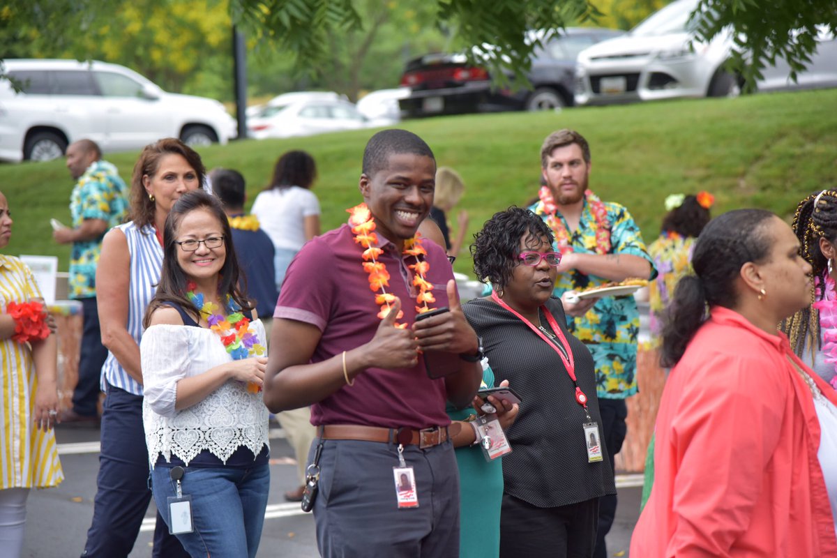 EmergentWeGo's tweet photo. We brought the sounds and flavors of the islands to our annual Gaithersburg summer bbq. Thank you to @HeroDogsInc for bringing our four-legged friends to the party! #eGIVE #IslandOasis https://t.co/rmlJ1B2OOG