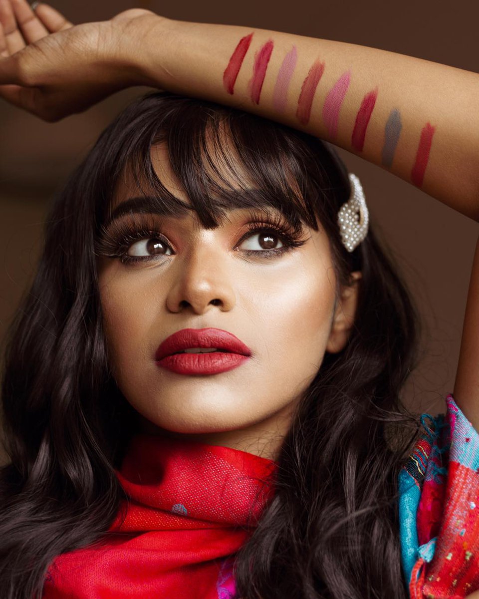 revlon show off lipstick