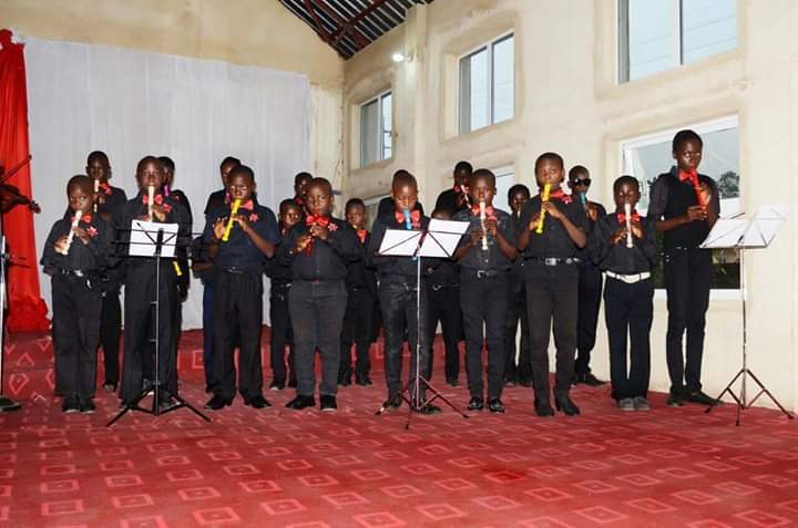Children_Orch's tweet photo. Children Orchestra Nigeria shall be planting over 1k trees in the city of Jos using music as a tool. @PLSGovt @WEMAGAZINETV @UNEnvironment @ttukura @UlieSkywatcher @teedoubleme @USEmbassyAbuja @peekaymila #CON2019 #BeatAirPollution https://t.co/IdqgO2KH5u