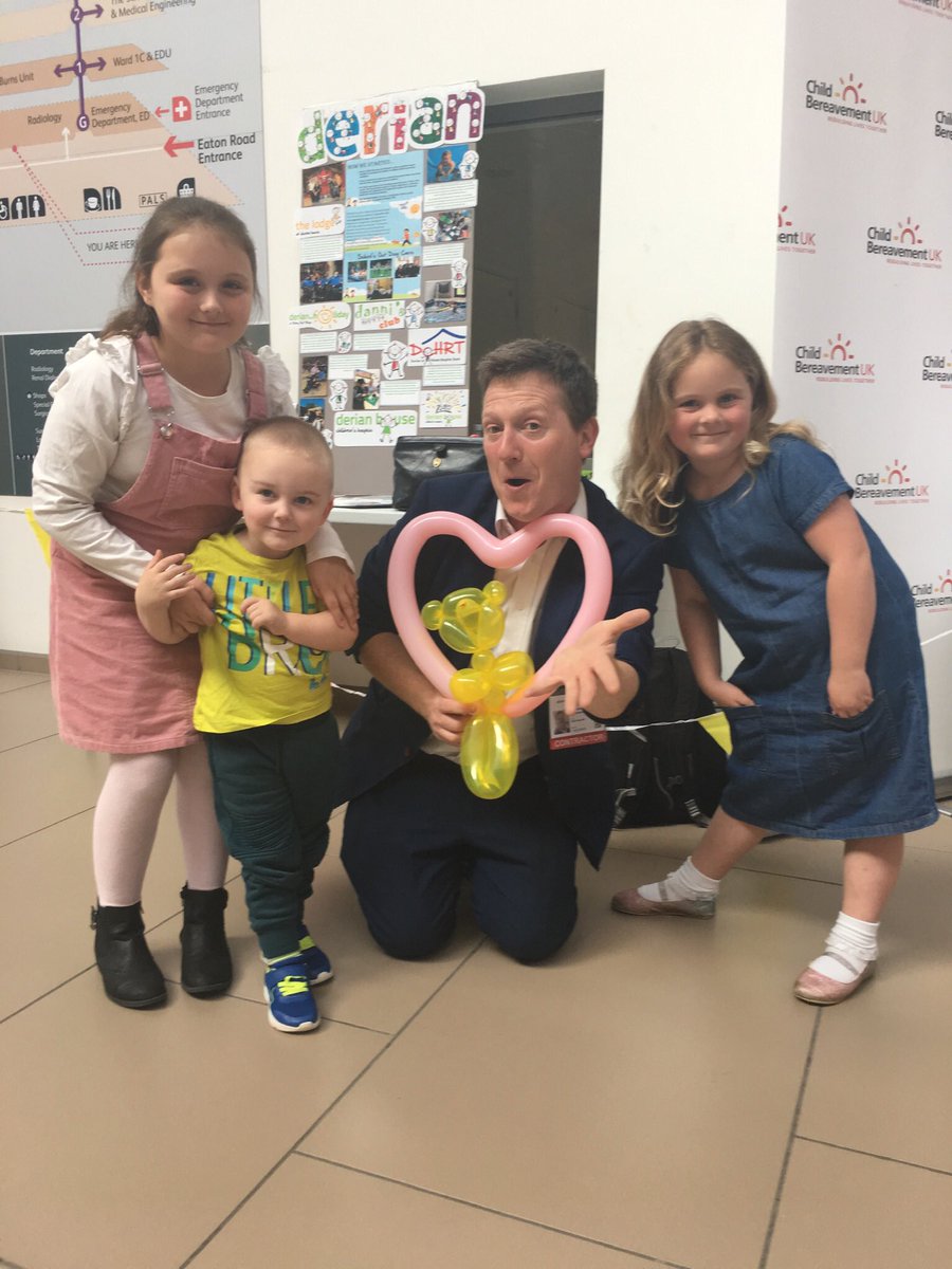NWChildrenPCN's tweet photo. @NWChildrenPCN Raising awareness and having fun @AlderHey in #childrenshospiceweek with #balloons and #magic by #BarringtonPowell - @DerianHouse @ClaireHouse @Zoes_Place @cbukhelp @CBNtweets @RNSPublications @Tog4ShortLives https://t.co/rD3sJcnkXF