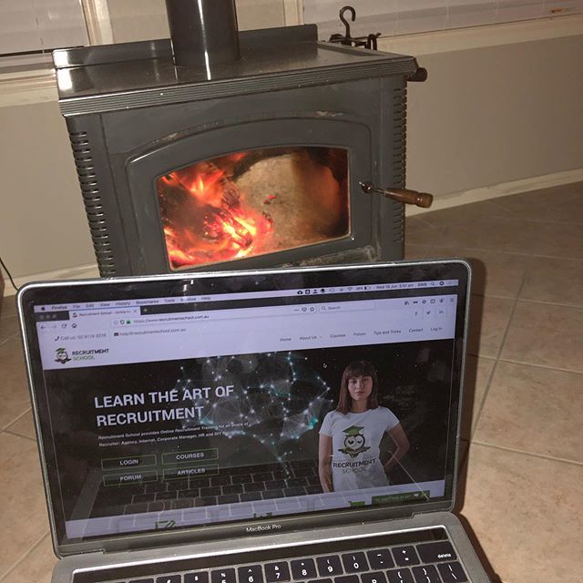 When it’s 4 #degrees outside and you have #liveupdates to do on the #website before 7am, this is how you do it. #recruitmentschool #recruitmentninja #recruit #recruiters #openrecruitment #recruitmentteam #sydneyrecruitment #recruitmentsydney #recruitment… bit.ly/2IW9k4F