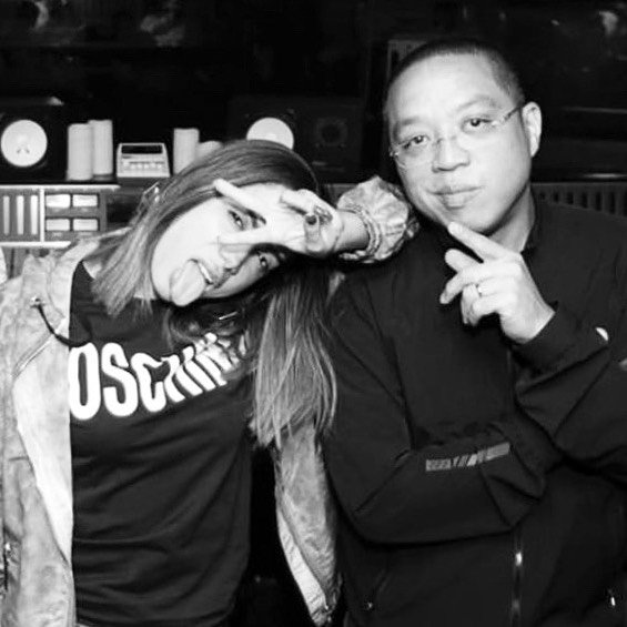 AcervoCharts's tweet photo. O produtor musical #SupaDups (Rihanna, Drake, Pitbull, Eminem, Bruno Mars, Christina Aguilera e etc) disse em seu Instagram que está fazendo algo com #Anitta. Vem hit ? https://t.co/FmipFDXJZK