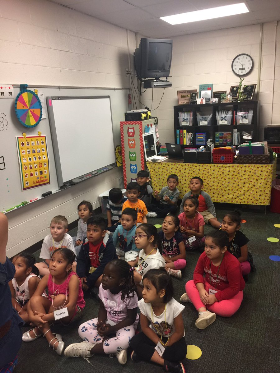 Day 4 and week 2 of Kinder Camp. Look how well our up coming Kindergarteners are sitting for story time. #kindergartenready #parkstreetallin @ParkStEle  @PSE_Principal @MariettaCitySch