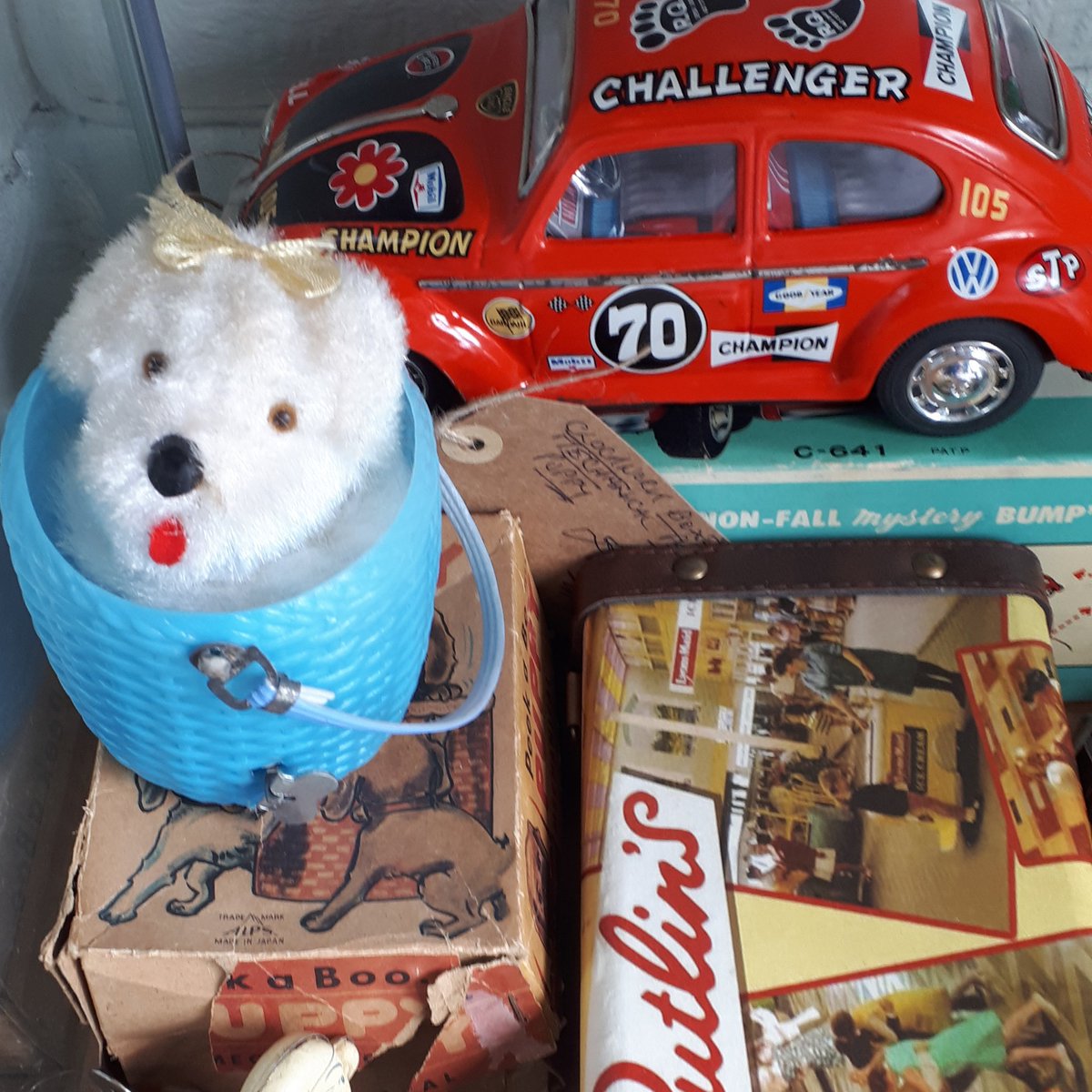 WCollectables's tweet image. A new dealer has joined us at Welling Collectables.  Welcome Ray - who has a cabinet selling Die-Cast and Tin Plate toys.
