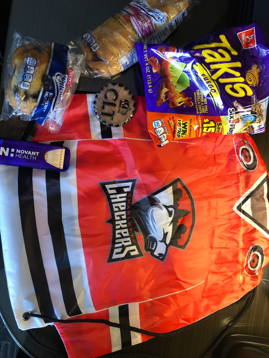 FevoDoug's tweet image. Thanks @CheckersHockey for kicking things off for me at my third straight @TheAHL Team Business Meetings with a strong swag bag