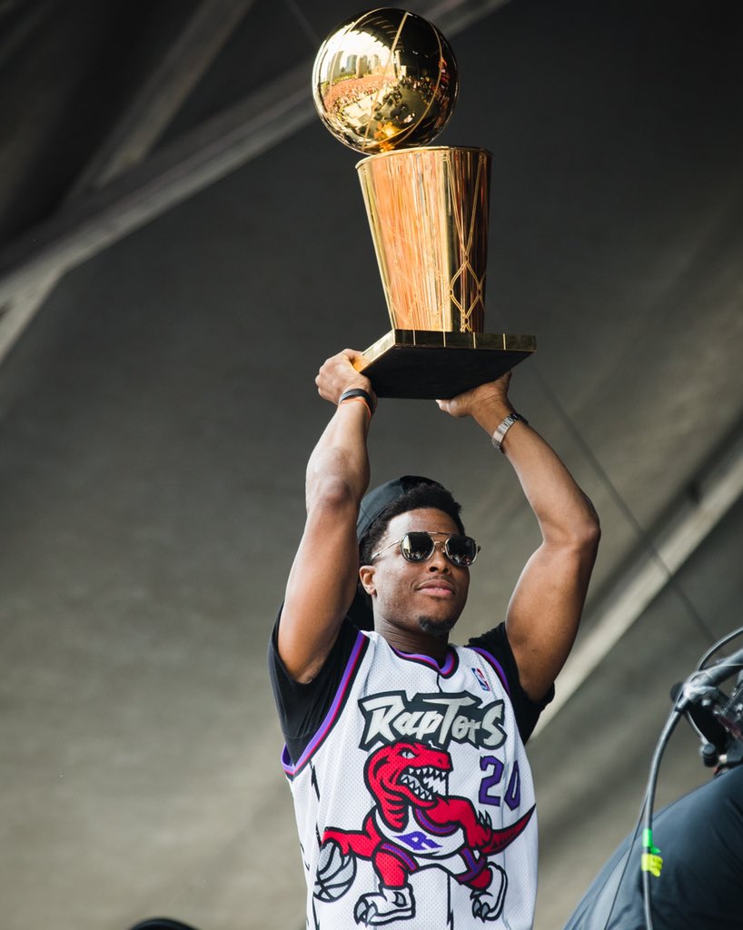 Raptors's tweet photo. Man, what a time to be alive. #WeTheNorth https://t.co/BRNMFCEfoK