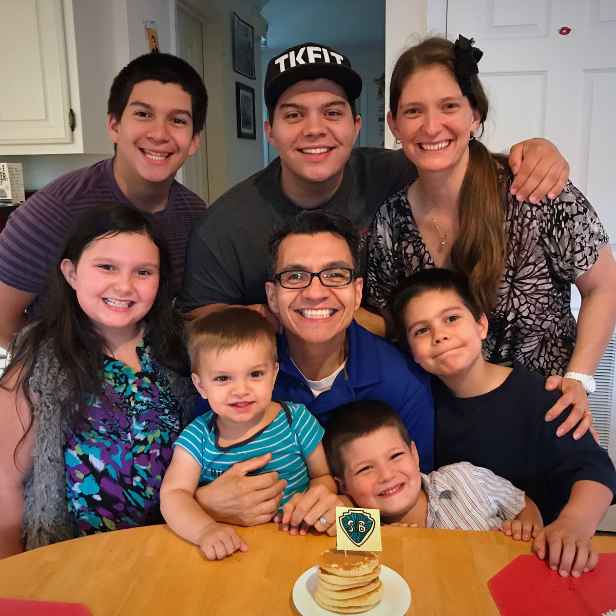 petevidal's tweet photo. Father's Day 2019, I still can't believe My wife and I have 6 kids. It is truly and honor and a blessing to be their daddy! https://t.co/SRSzKIDCmG