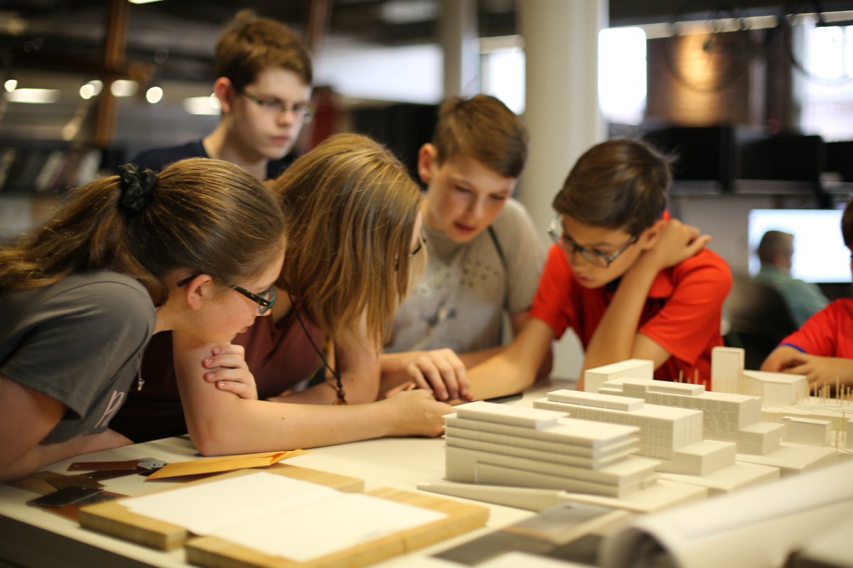 rdgusa's tweet photo. This week, RDG joins various local professionals for @KANEKO1111 #SummerKidsCamp, which focuses on #ArchitectureDesign. Today, students toured the RDG Omaha office. Learn more about the camp - https://t.co/rgJzw5vjGX. 

#designinspires #architecture #summercamp #education https://t.co/SDb3vlj0qj