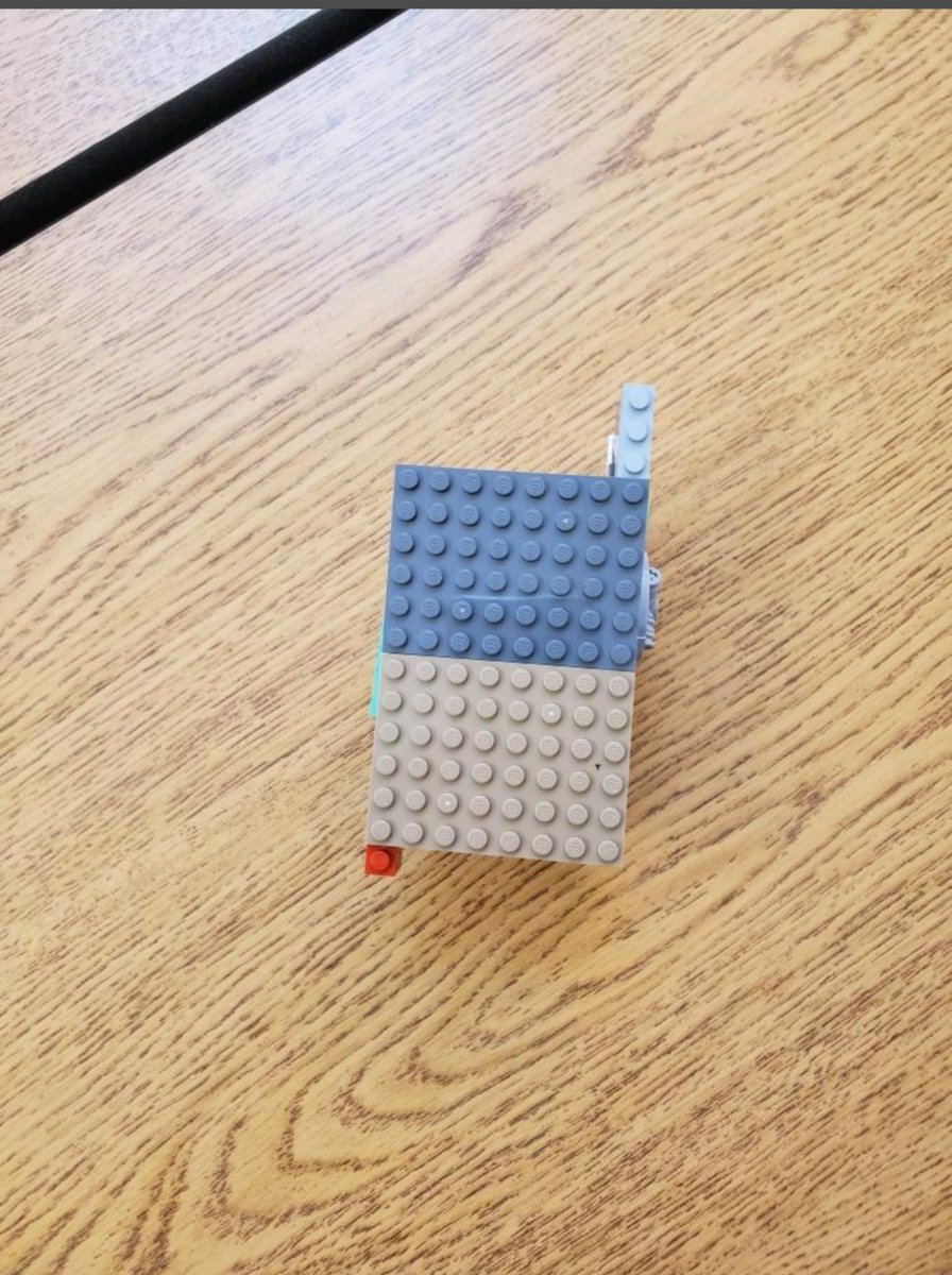 MrBaileyIV's tweet photo. How many #LEGO #pips do you see? #PBL #PBLTeamBuilding #TeamworkMakesTheDreamWork @BergDori #MattBest #PBLWorld19 @PBLWorks #LeadershipSession @ManbeckScott @tesaxon @MossAdamsaacps https://t.co/rqi83uNYyc