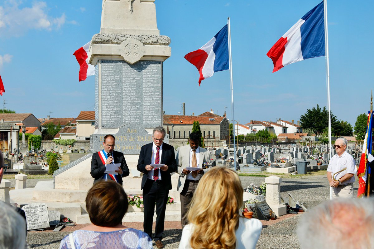 Emmanuel Sallaberry tweet media