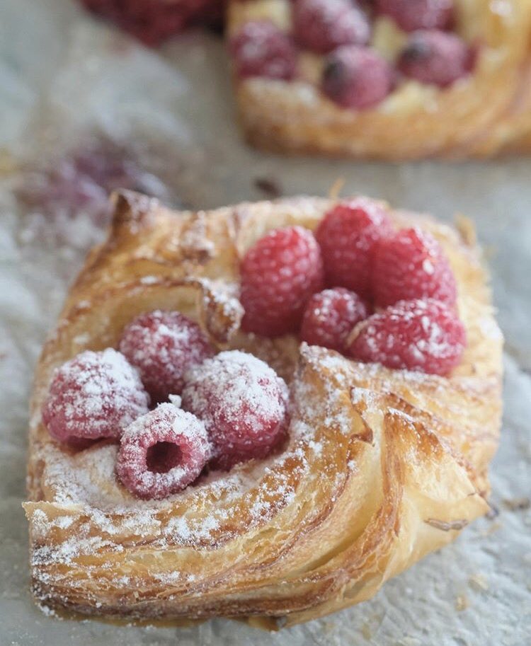 MAdReachApp's tweet photo. Who says pastries are just for breakfast?!?! 🤔@gourmandisethebakery renamed all their pastries to “All The Time Pastries” and for a good reason. Everything at Gourmandise is delicious, if you haven’t been there go today!! 🤤🥧 #slc #foodie #breakfast #allday #slcfoodie #yummy https://t.co/09NN1Mse6B