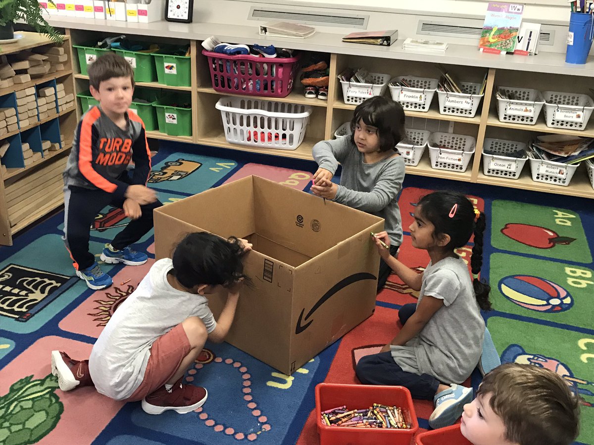 MsAppleby_k's tweet image. We read this fantastic story and de used to make out “not-a-box” into a rocket ship. @PNESchool #MakerSpace #imaginationfun