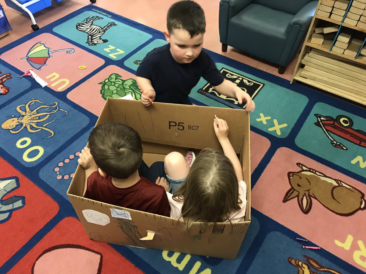 MsAppleby_k's tweet image. We read this fantastic story and de used to make out “not-a-box” into a rocket ship. @PNESchool #MakerSpace #imaginationfun