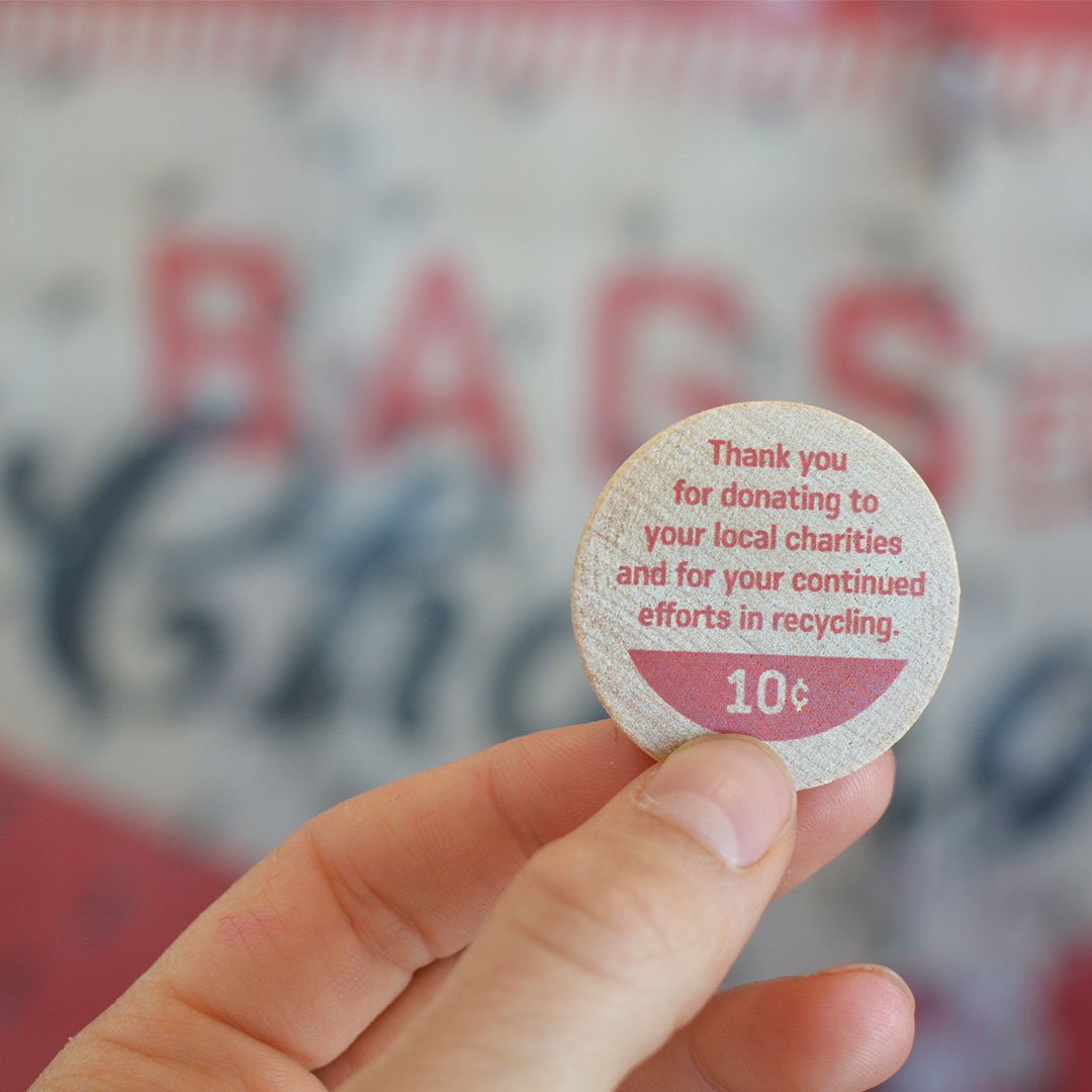 luckysmarket's tweet photo. Bring your reusable bags to make change in your community.
Literally. For every reusable bag you bring in and use, you'll get 10 cents to donate to a local nonprofit, which we'll match at the end of the quarter. That's a lot of change. #BagsforChange https://t.co/1WovLF0jV8