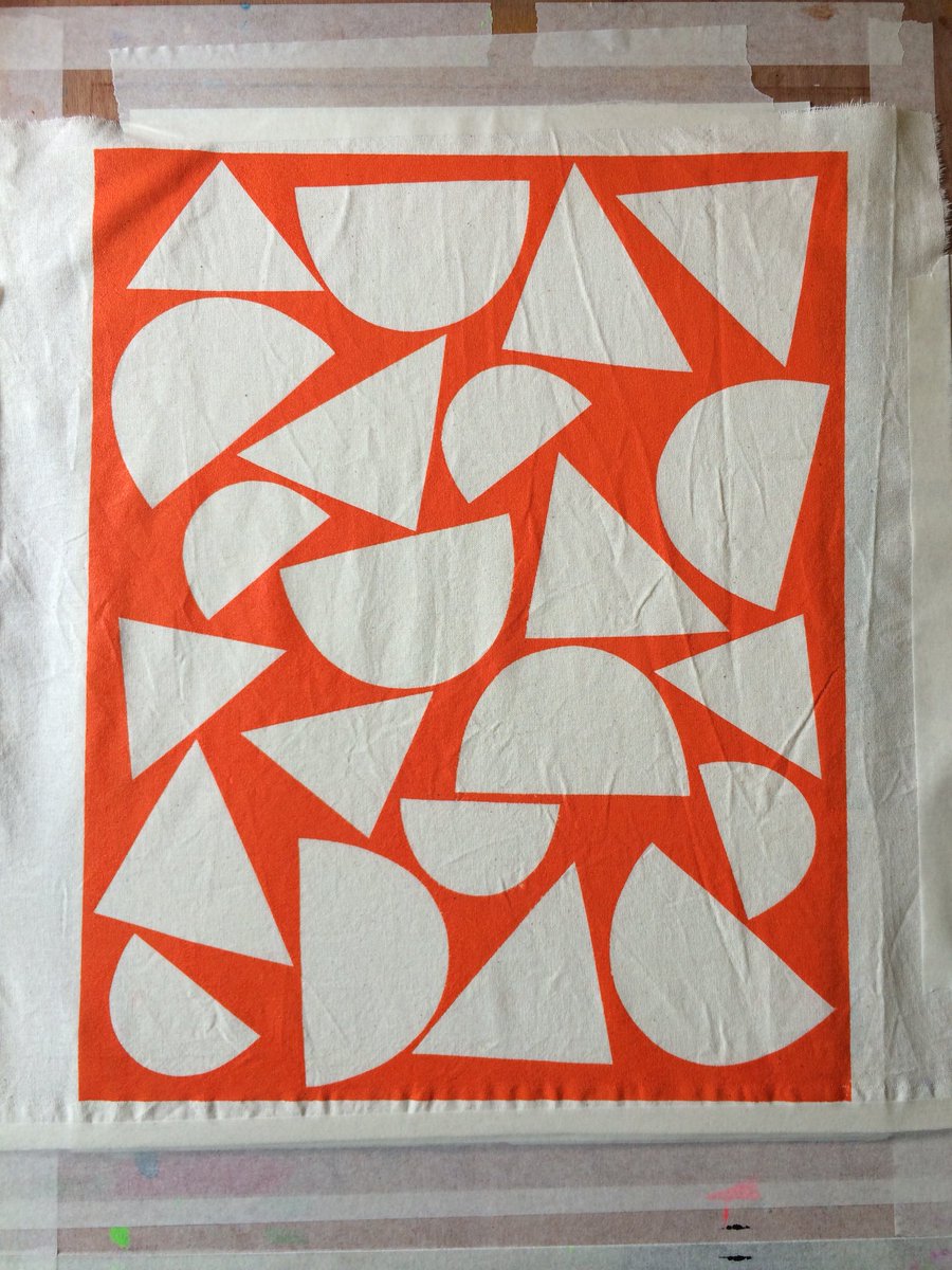 KarolineRerrie's tweet photo. Part way through a week of #workshopprep & #workshops. Today I’ve been #fabricprinting with #handcut #paperstencils & #screenprinting with #puffbinder for the first time. No idea what I’m doing but hoping it works OK! https://t.co/RNHCQQwz4M