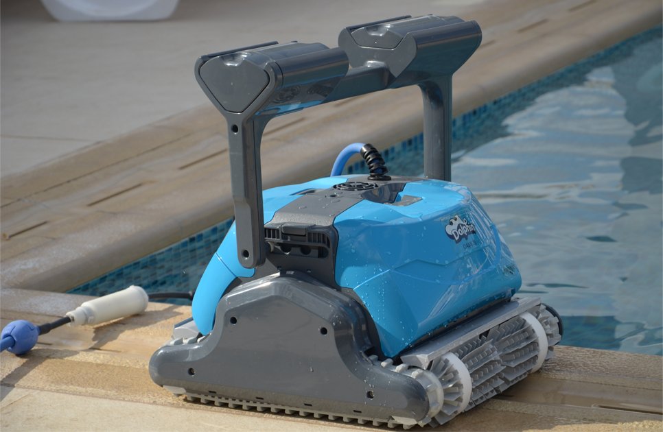 #TipTuesday: To keep your robot running in good shape, check the brushes, drive tracks, and impellers for lodged debris after every use.
