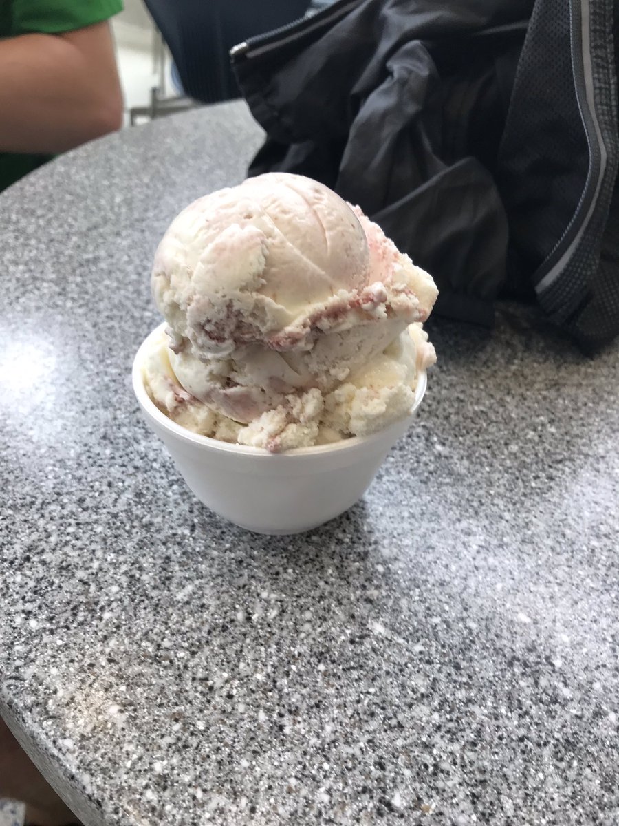 UNTConcessions's tweet photo. Time for a break during the @NACC_Conference 
After a @psucreamery Tour, we were able to enjoy some delicious ice cream.
#DeathByChocolate
#StrawberryCheesecake https://t.co/79hGZiWgU1