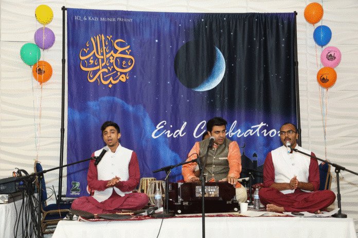 #Throwback  Pic of  🎤🎤 Riyaaz Qawwali's Interfaith Eid Milaap.  Locating in Edison, New Jersey last year. 
👇👇For booking Riyaaz Qawwali & team: 
📩📩riyaazqawwali@gmail.com
#Flashback #EidMilaap #PostEidcelebrations #QawwaliMusic #RiyaazQawwali
