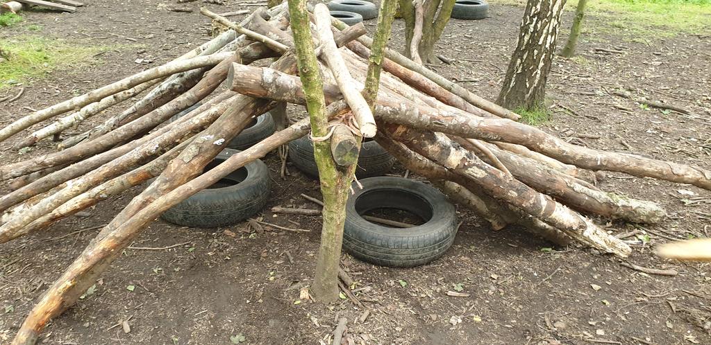 Bear Grylls eat your heart out! We have the best den building team going #forestschool