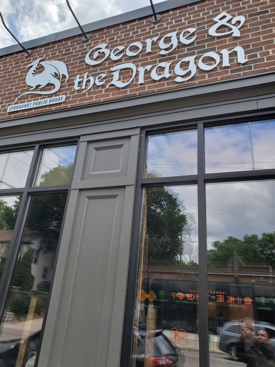 Nice atmosphere. Food is English pub-style. (@ George &amp; the Dragon - <a href="/ganddpub/">George & the Dragon</a> in Minneapolis, MN) swarmapp.com/c/k2Q8eEGqU9l