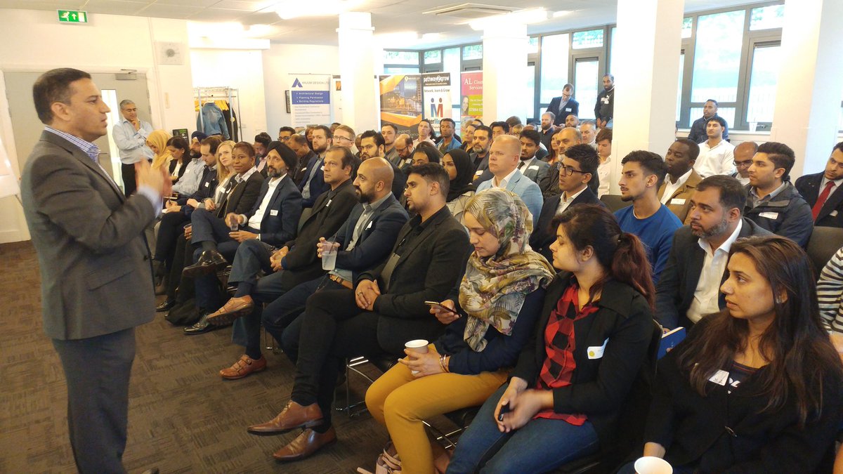 Pathway2Grow's tweet photo. Over 100 Property Professionals from across the Midlands in the room tonight at @mac_birmingham for another SOLD OUT #PeerMeetup #networkong hosted by @Saj_Hussain 👍 #Pathway2Grow #propertyinvestment #propertyinvesting #propertynetworking https://t.co/xJFHHjFhPT