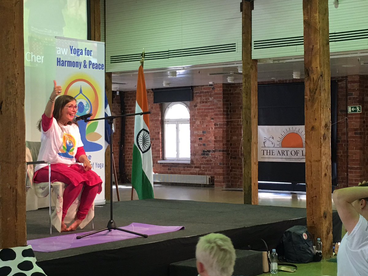 EvaAff's tweet image. International Day of Yoga (IDY) celebrations 2019 in Helsinki,Wanha Satama  THANK YOU #MPsssiren      #ayush #embassyofindia #artofliving