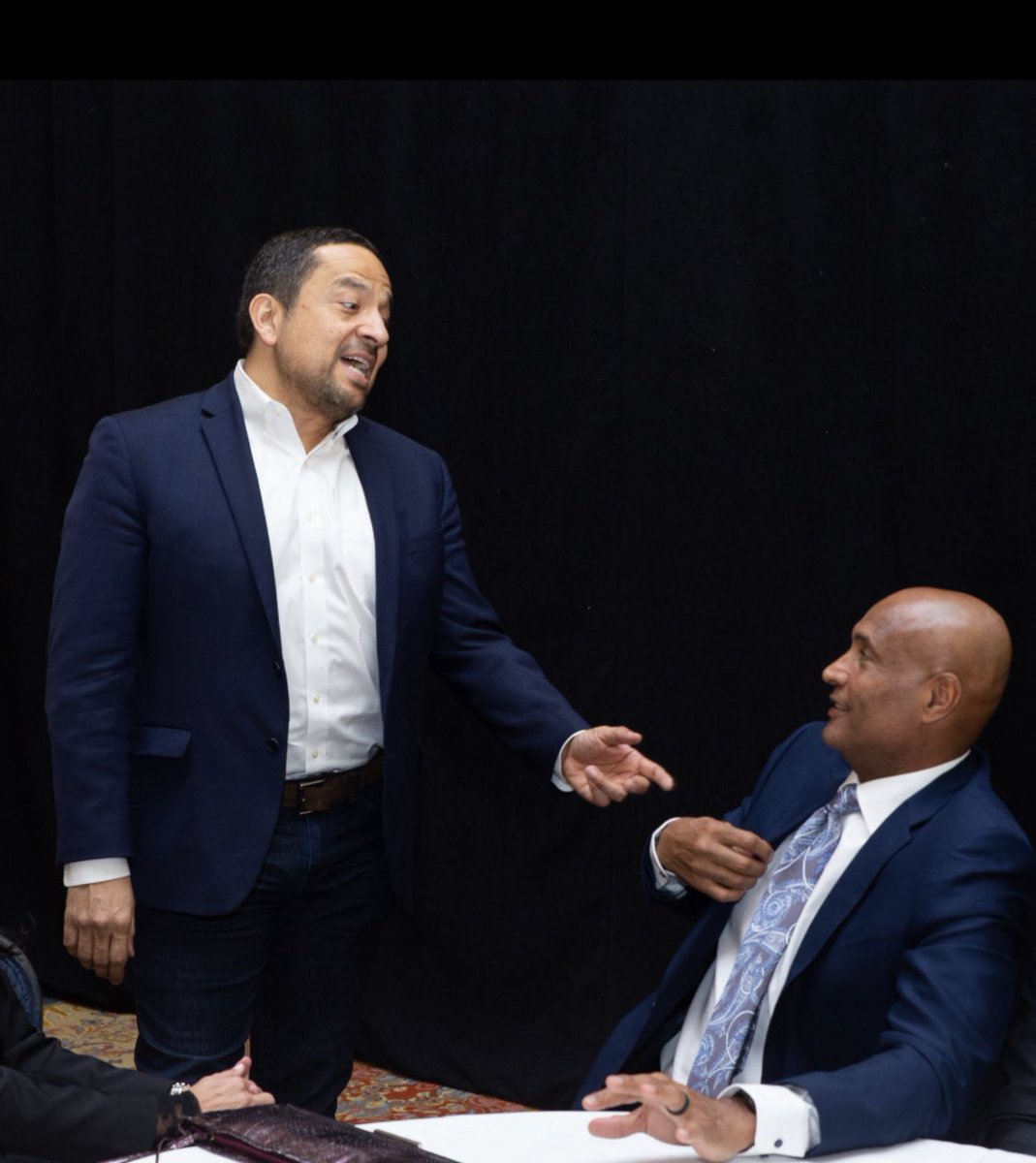 ElalcaldeRafa's tweet photo. “You ruined my winter of 1997” but still here to wish you a happy birthday #SandyAlomar. Have an awesome day &amp; let’s celebrate soon brother. How did you make that much contact with that cutter? #FelizCumpleaños #DynastyStopper. It would’ve been 5 in arrow if it wasn’t for Sandy! https://t.co/wcCFOWeHZy