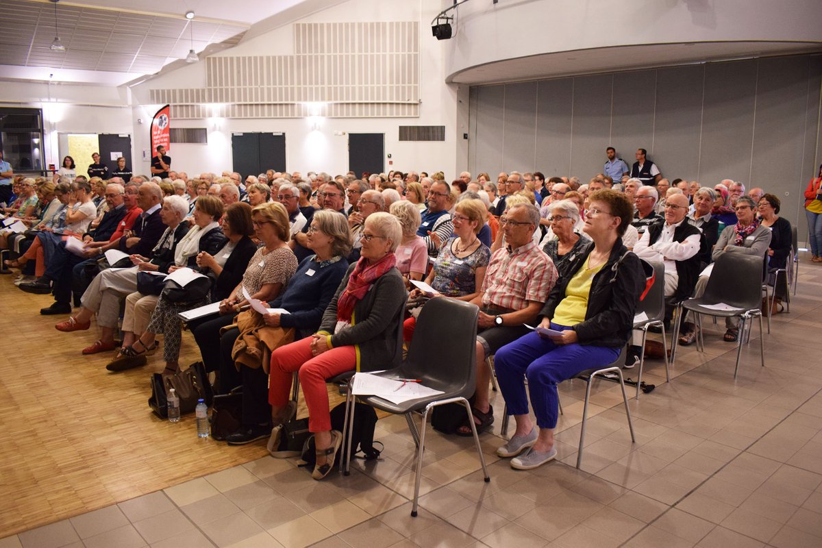 Les élus et les services de la gendarmerie ont organisé la journée "Rajeunissez votre permis" pour les seniors. 170 personnes ont révisé le code de la route avant de participer à une dizaine d’ateliers animés par les partenaires. #thouaré #directthouaré #gendarmerie