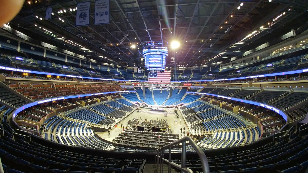 cbjrealnews's tweet photo. Absolutely Breathtaking...Rally before it Fills to 20,000... #MAGA. #Trump2020 #OrlandoRally https://t.co/3bE7akNtvo