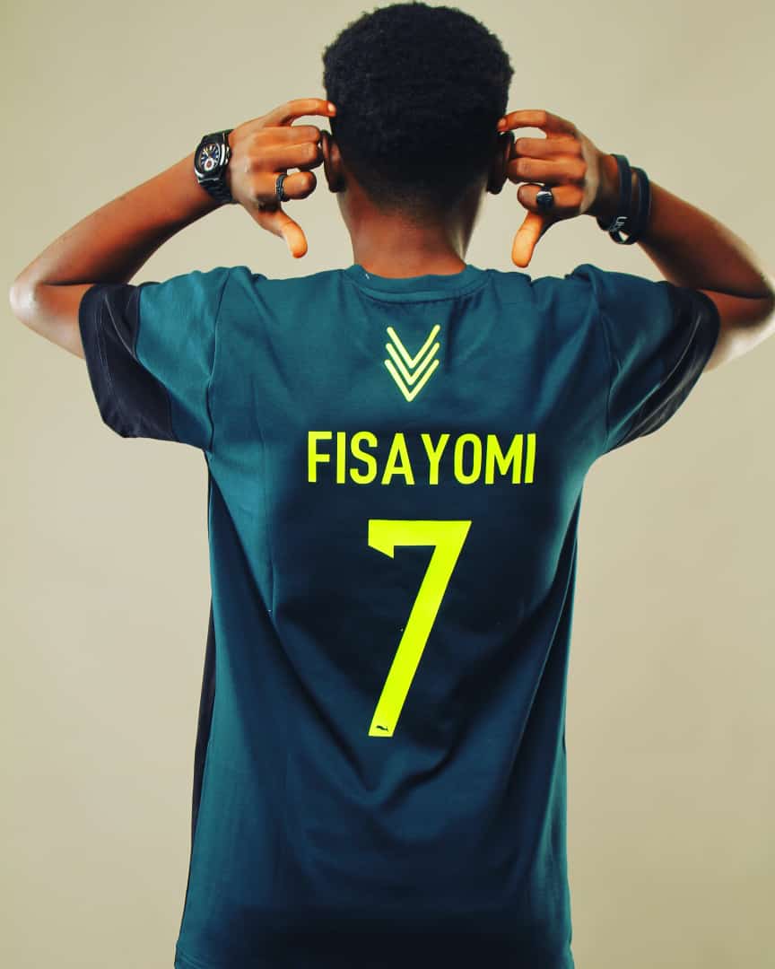 IszybeeTheFirst's tweet photo. #FishMerch now available in jerseys✨✨ and the giveaway is still on.
🕺🏽🕺🏽🕺🏽
You know the rules to partake in the #FishMerchGiveaway 🎊🎉✨✨✨ https://t.co/52rjIQ077n