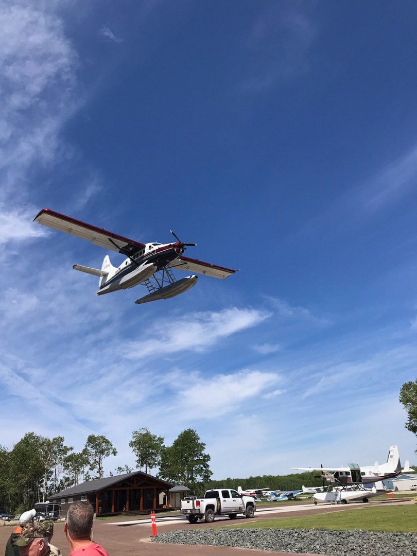 AmphibCaravan's tweet photo. Adventure Air Landing at the Float Base!
#adventureairservice #otter #floatplane #lacdubonnet #Manitoba #aircraft #pilotslife #plane #Canada https://t.co/GnZA5WlHXA
