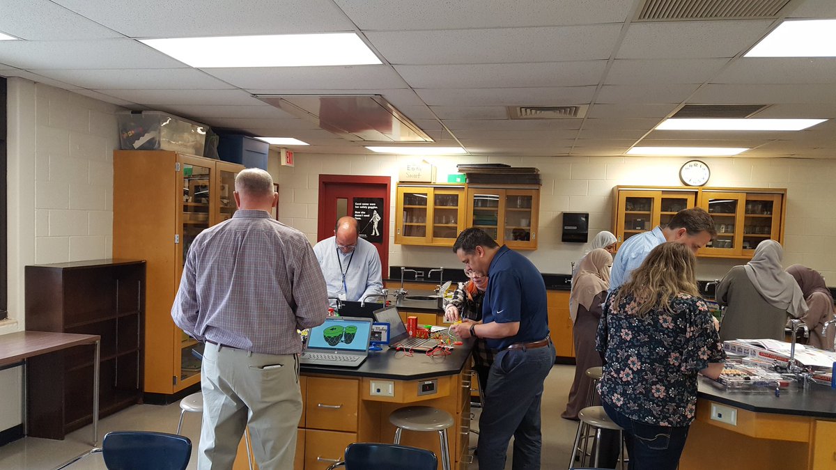 candjeffEDU's tweet photo. OCEP Makerspace Infusion https://t.co/GB2JgxcG0U