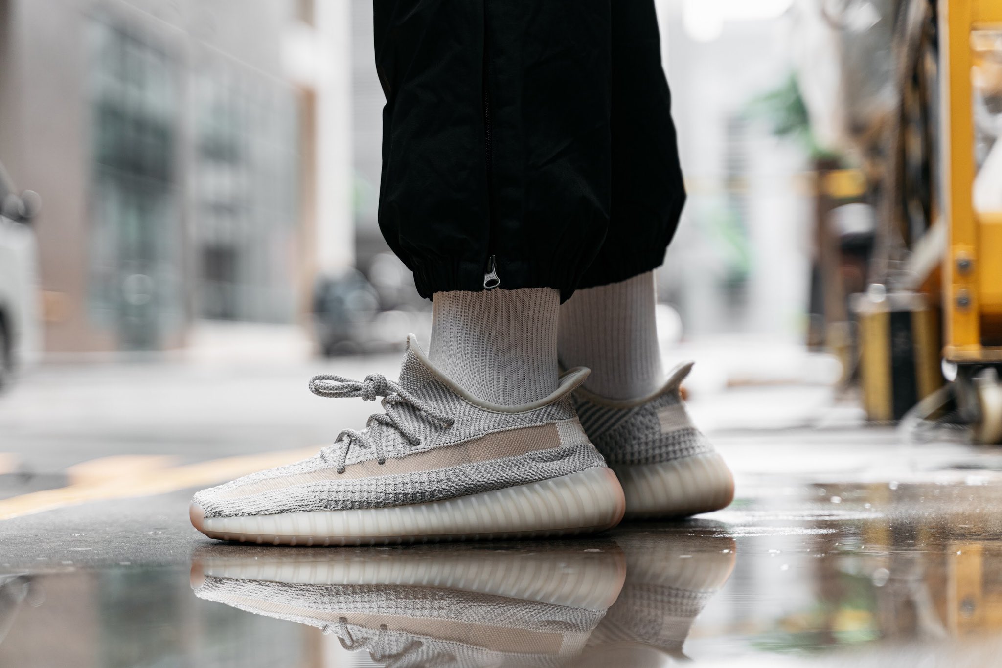 ADIDAS YEEZY Boost 350 V2 Synth Trilogy Merch PH