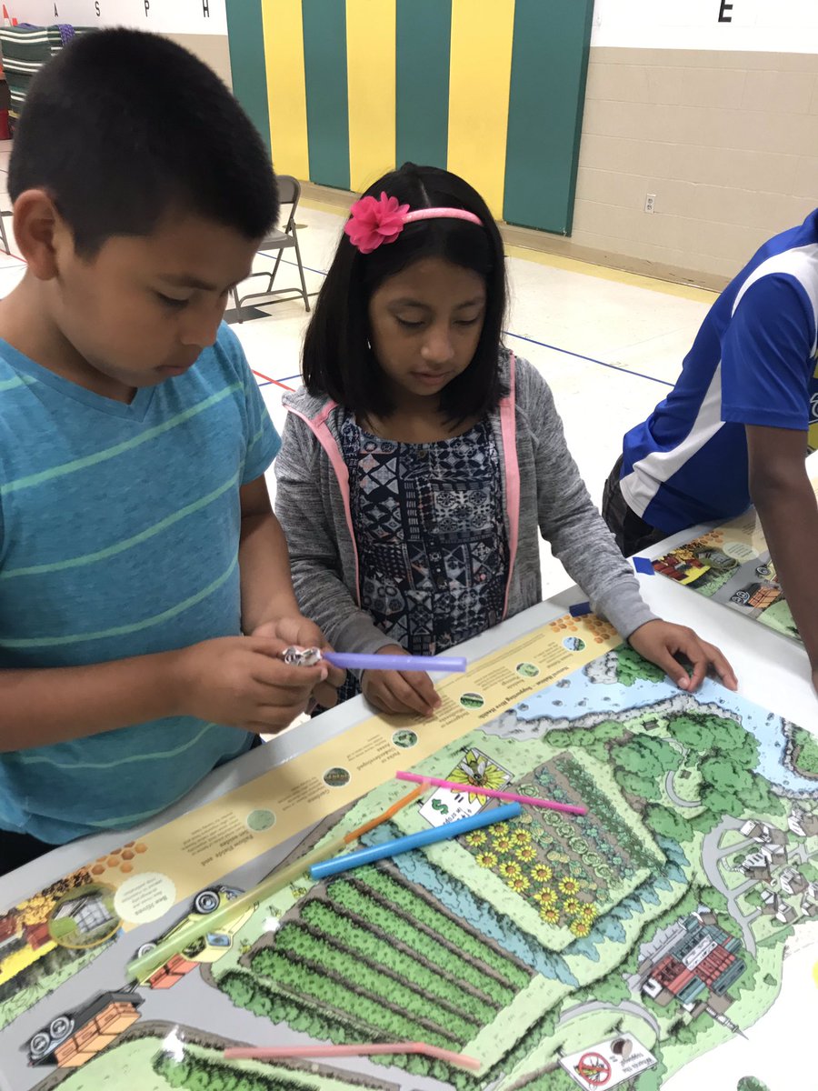 4HHoopla's tweet photo. What a great way to kickoff #WorldPollinatorWeek ! Did you know 1 in 3 bites is attributed to pollinators? #thankapollinator #4HPollinator #InspireKidsToDo #helpthepollinators https://t.co/t8UTSYavnQ