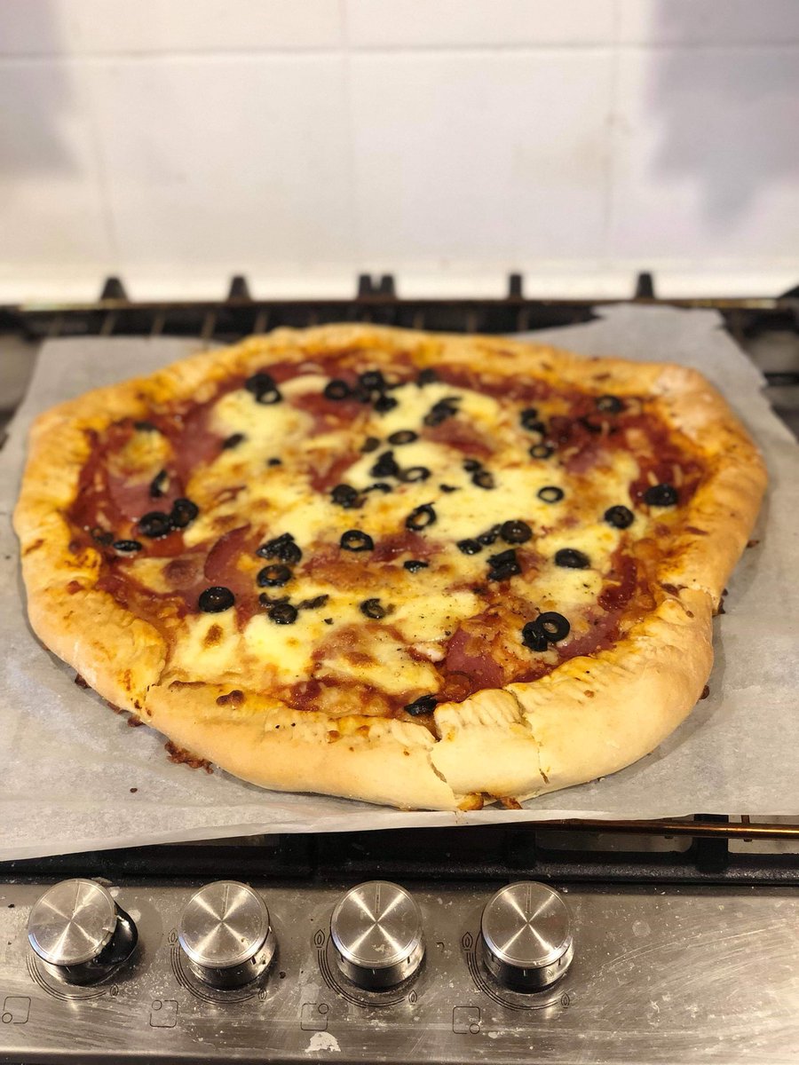 @MrBarryLewis boyfriend and I cooked a pizza inspired by u x #barathon #barrylewis #myvirginkitchen #couplesthatbarrytogetherstaytogether
