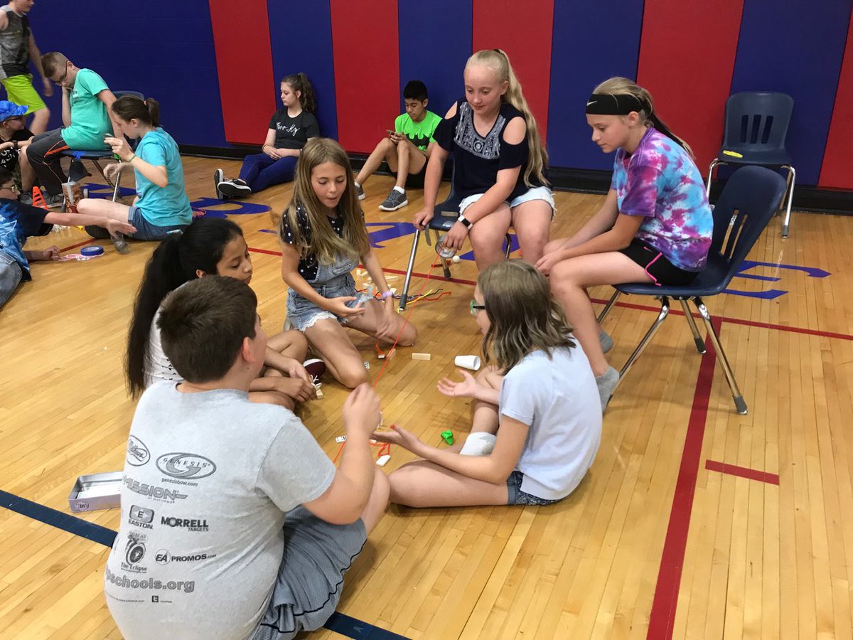 MMS_Panthers's tweet image. Summer learning at #STEM camp! #GearUp #ScienceMath #Fun #PantherPride #GreatDay2BAPanther