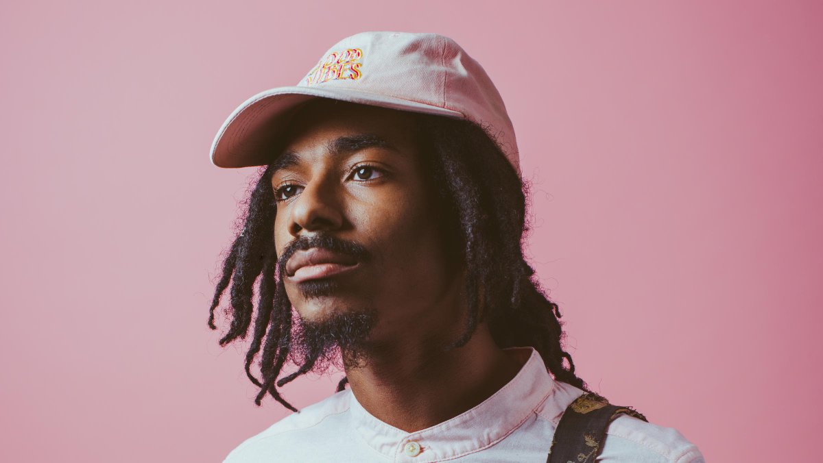 Coastal Jazz (@coastaljazz) on Twitter photo Don't know Joel Ross? Now's the time to change that - "a maestro at the vibraphone" <a href="/pitchfork/">Pitchfork</a> Ross is a rising star.
He's playing 2 shows w/ us this year - w/ <a href="/mhillsounds/">Marquis Hill</a> June 22 at Perf Works & w/ <a href="/MakayaMcCraven/">Makaya McCraven</a> at the Imperial June 26. More info at coastaljazz.ca! Don't know Joel Ross? Now's the time to change that - "a maestro at the vibraphone" <a href="/pitchfork/">Pitchfork</a> Ross is a rising star.
He's playing 2 shows w/ us this year - w/ <a href="/mhillsounds/">Marquis Hill</a> June 22 at Perf Works & w/ <a href="/MakayaMcCraven/">Makaya McCraven</a> at the Imperial June 26. More info at coastaljazz.ca!