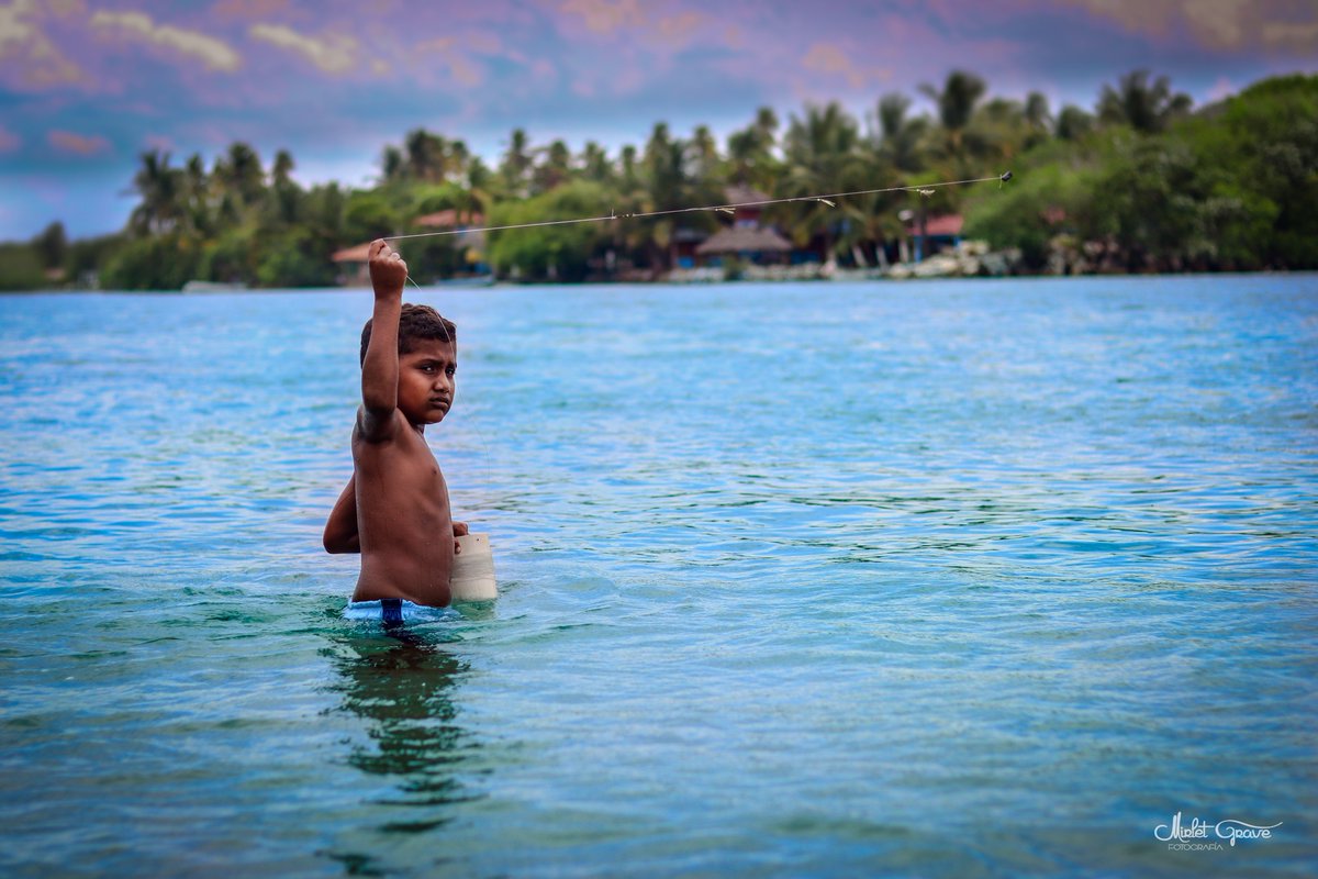 MirGrave's tweet photo. Laguna de Chacahua #child #fishing #boy #oaxaca #protography #photographer #light #photographylovers #mirletgrave https://t.co/FSzWRMl4eZ