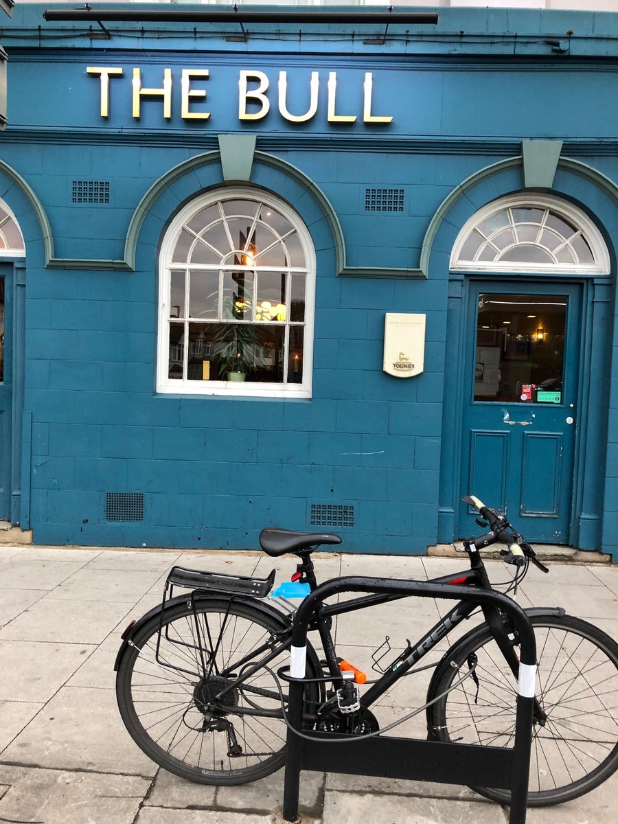 rhpayne's tweet photo. Great improvement - thanks for the cycle parking ⁦@TfL⁩ ⁦@lambeth_council⁩ #Streatham https://t.co/XhyAS6MQT5