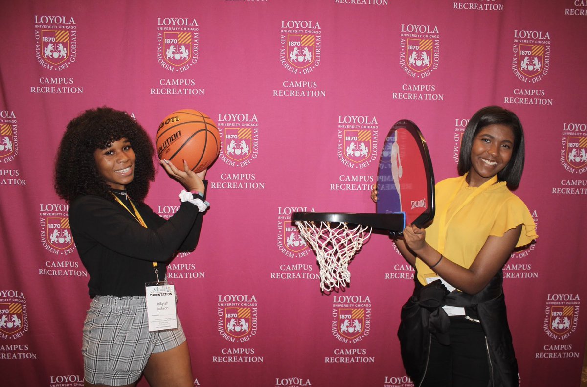 LUCCampusRec's tweet photo. Class of 2023- hope you all had as much fun as we did last night at #RecFest19 🎉 Welcome to the family🐺 @LoyolaChicago #GoBlers https://t.co/fIZTqzRVdw
