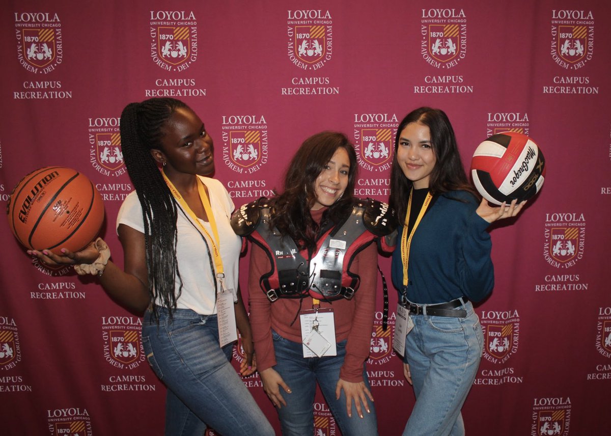 LUCCampusRec's tweet photo. Class of 2023- hope you all had as much fun as we did last night at #RecFest19 🎉 Welcome to the family🐺 @LoyolaChicago #GoBlers https://t.co/fIZTqzRVdw